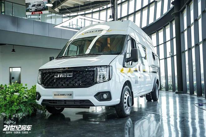 B型房车全能利器大驰房车大腕200F开元棋牌2598万起的“堆料王”!(图8) B型房车全能利器大驰房车大腕200F开元棋牌2598万起的“堆料王”!(图8)